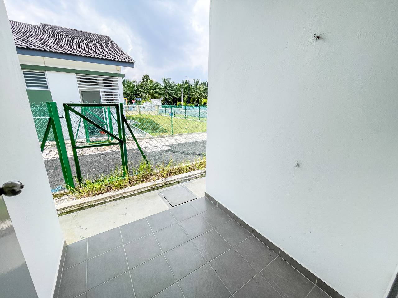 Corner Lot Taman Single Storey Terrace Taman Langa - photo 6
