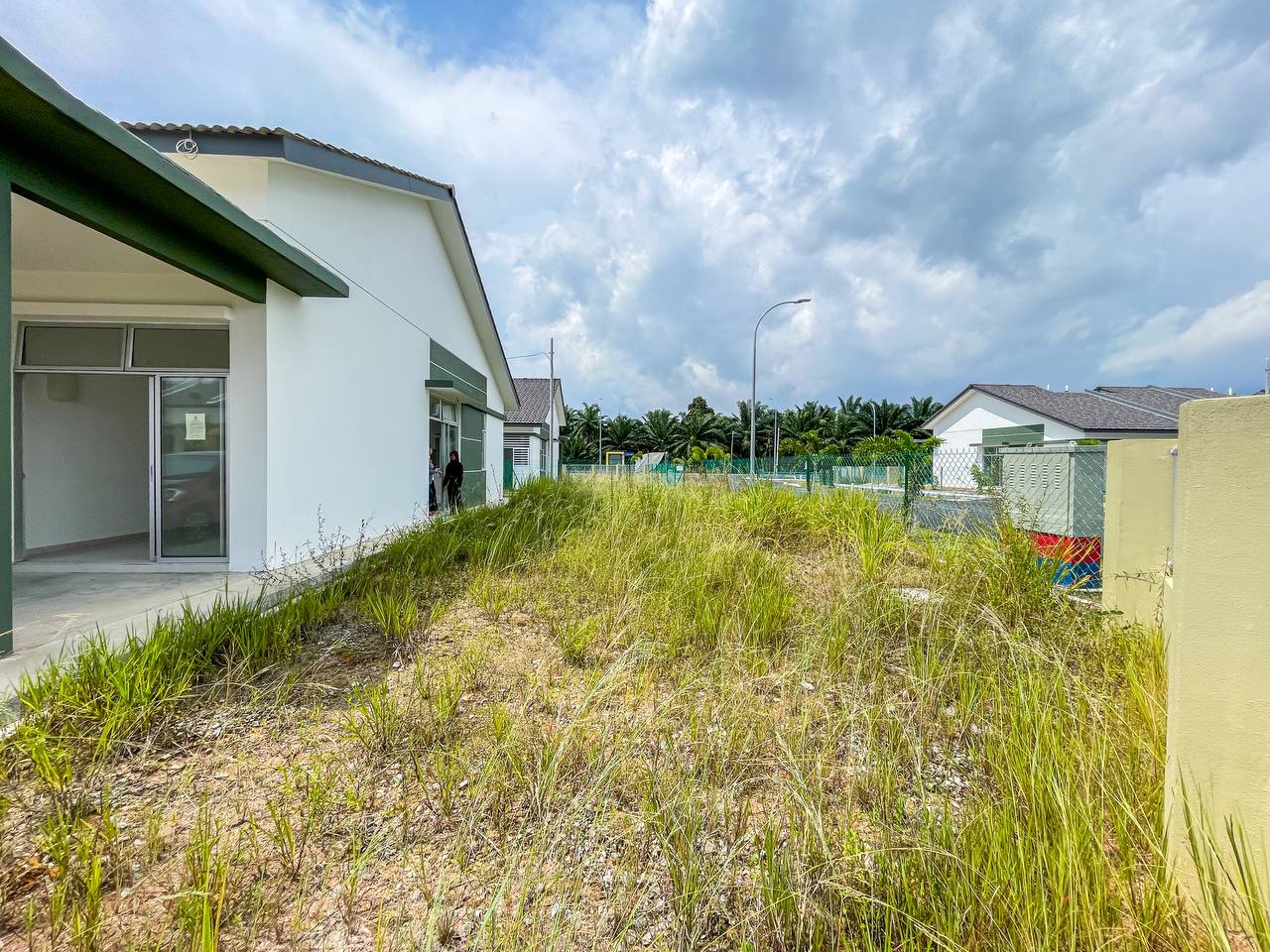 Corner Lot Taman Single Storey Terrace Taman Langa - photo 7