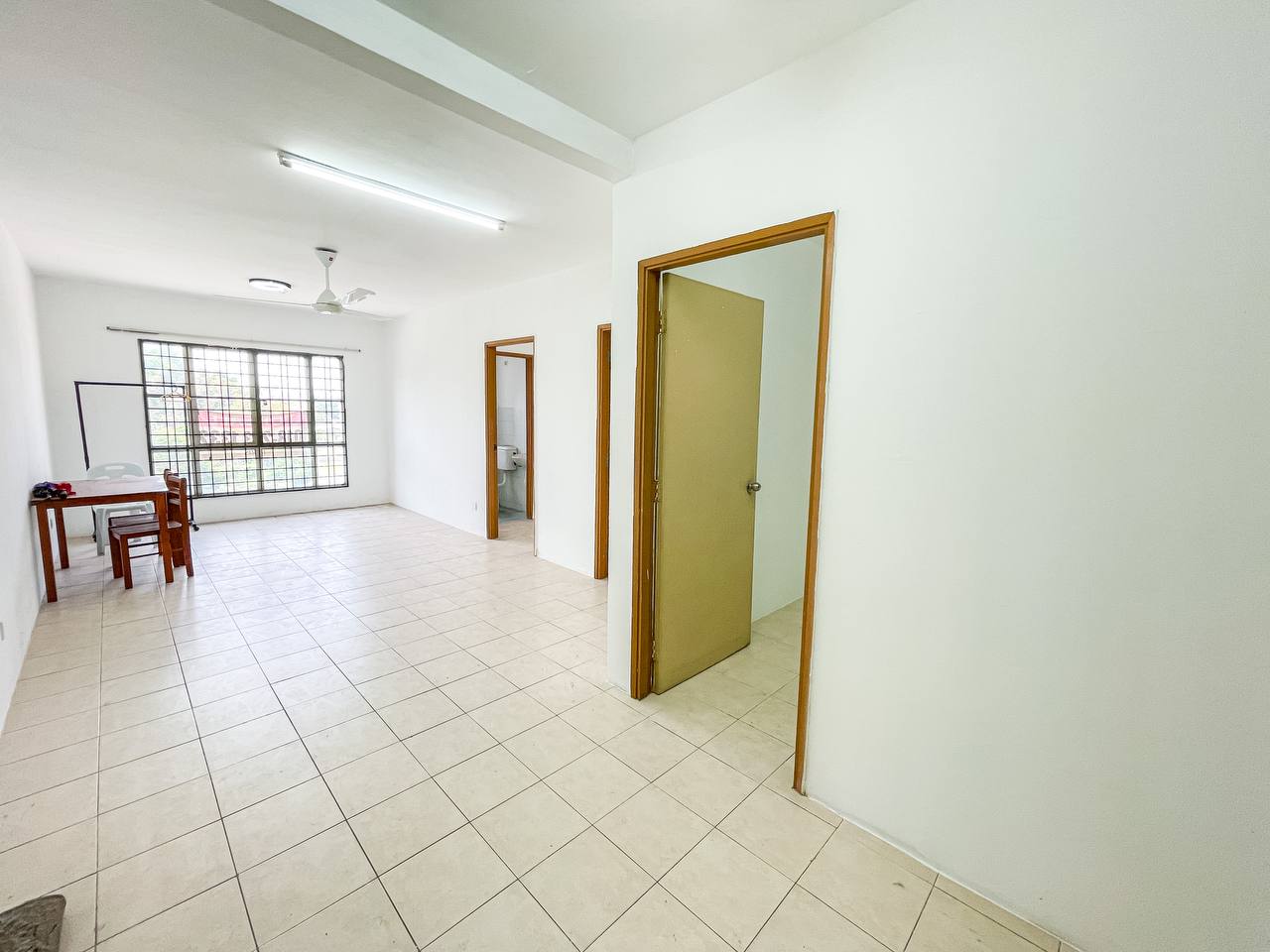 Facing Open Shop Apartment Pusat Komersial, Seksye - photo 6