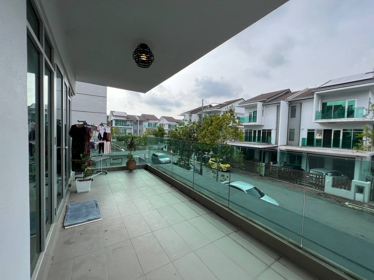 3 Storey Semi D 1080 Residence Puncak Saujana Kaja - photo 2