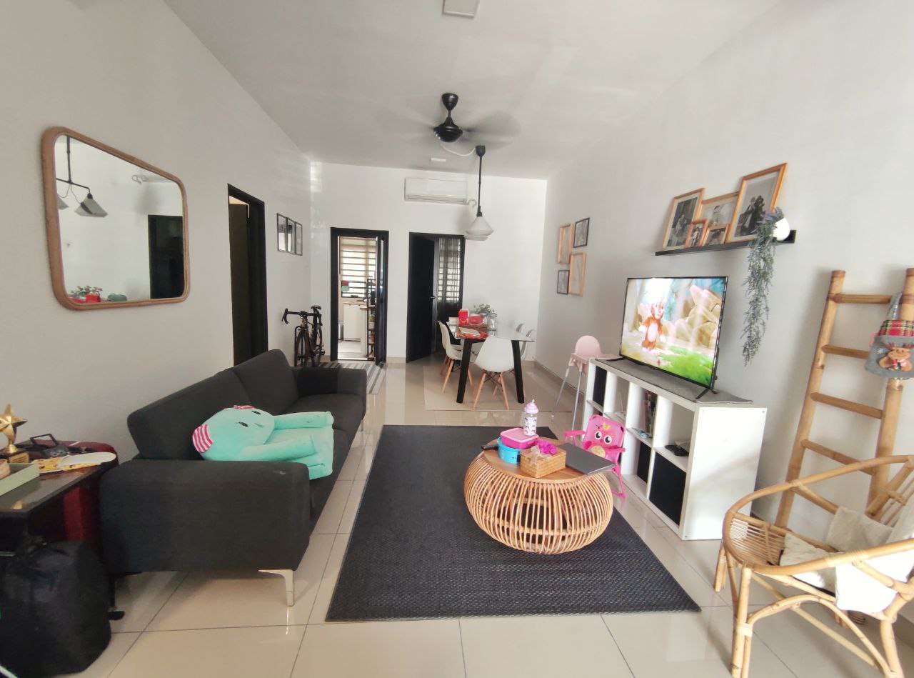 Ground Floor Townhouse Kaseh Heights Taman Semenyi - photo 2