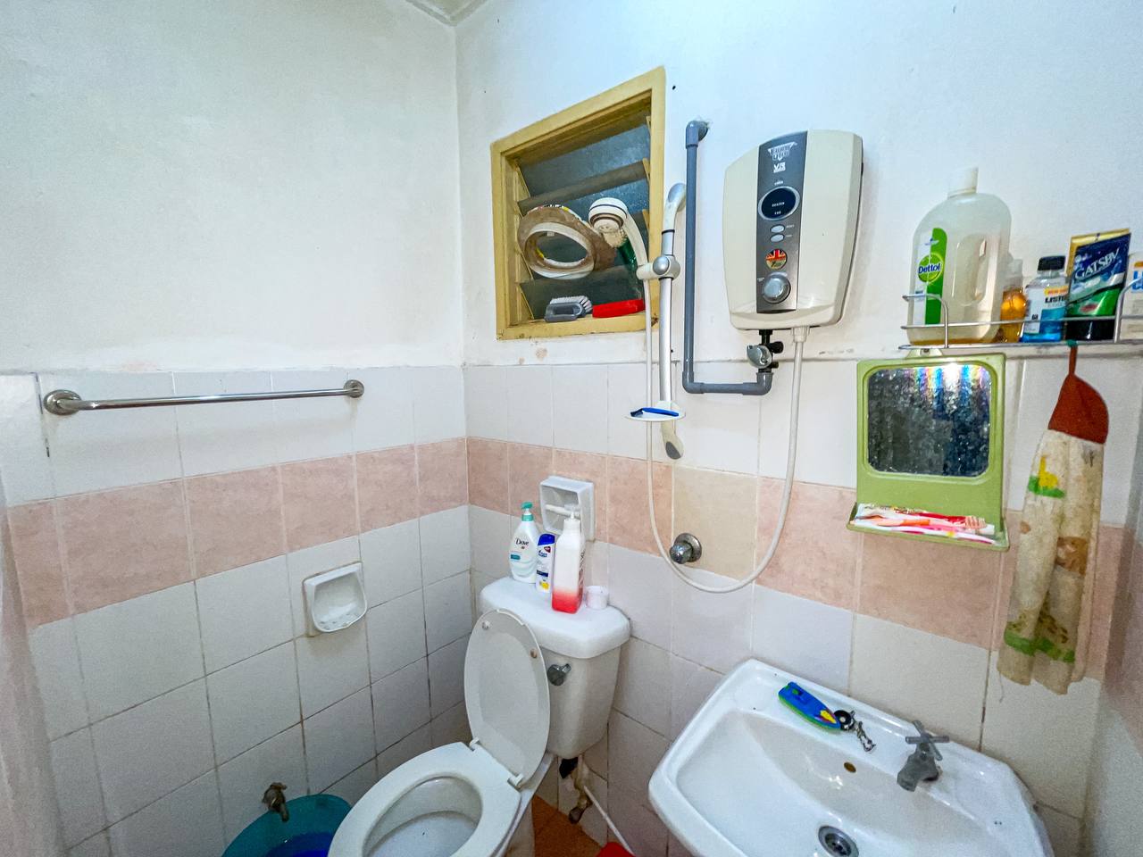 Renovated 2 Storey Terrace Taman Puncak Jalil - photo 5