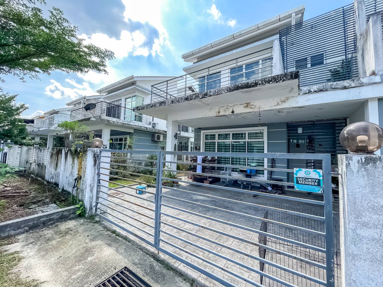 Renovated 2 Storey Semi D Royal Ivory - photo 2