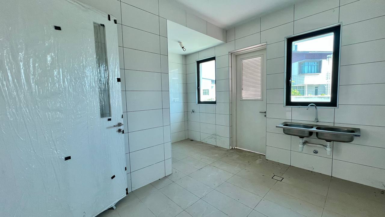 Endlot 2 Storey Courtyard Villa Sejati Residence - photo 5