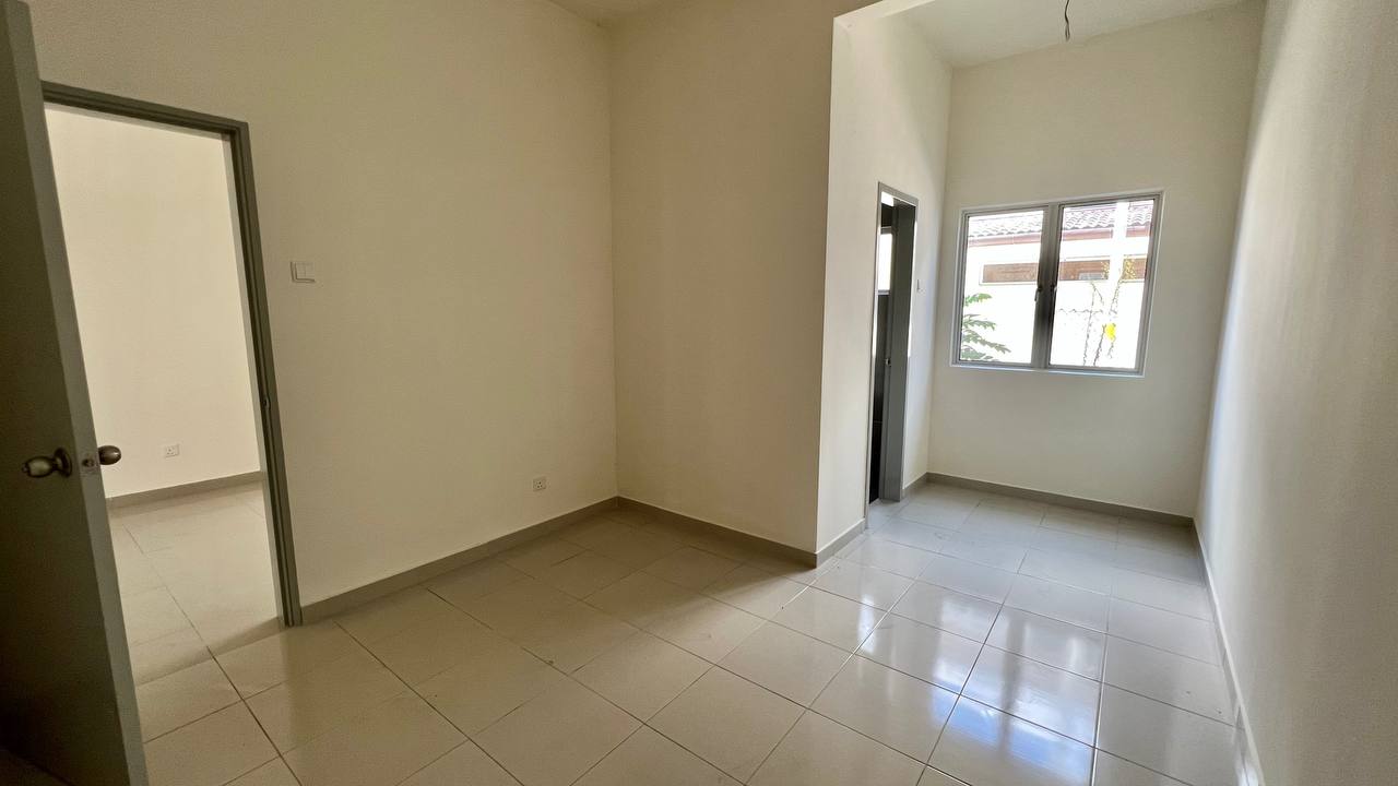 2 Storey Terrace Greenwoods Keranji 2, Salak Perda - photo 2