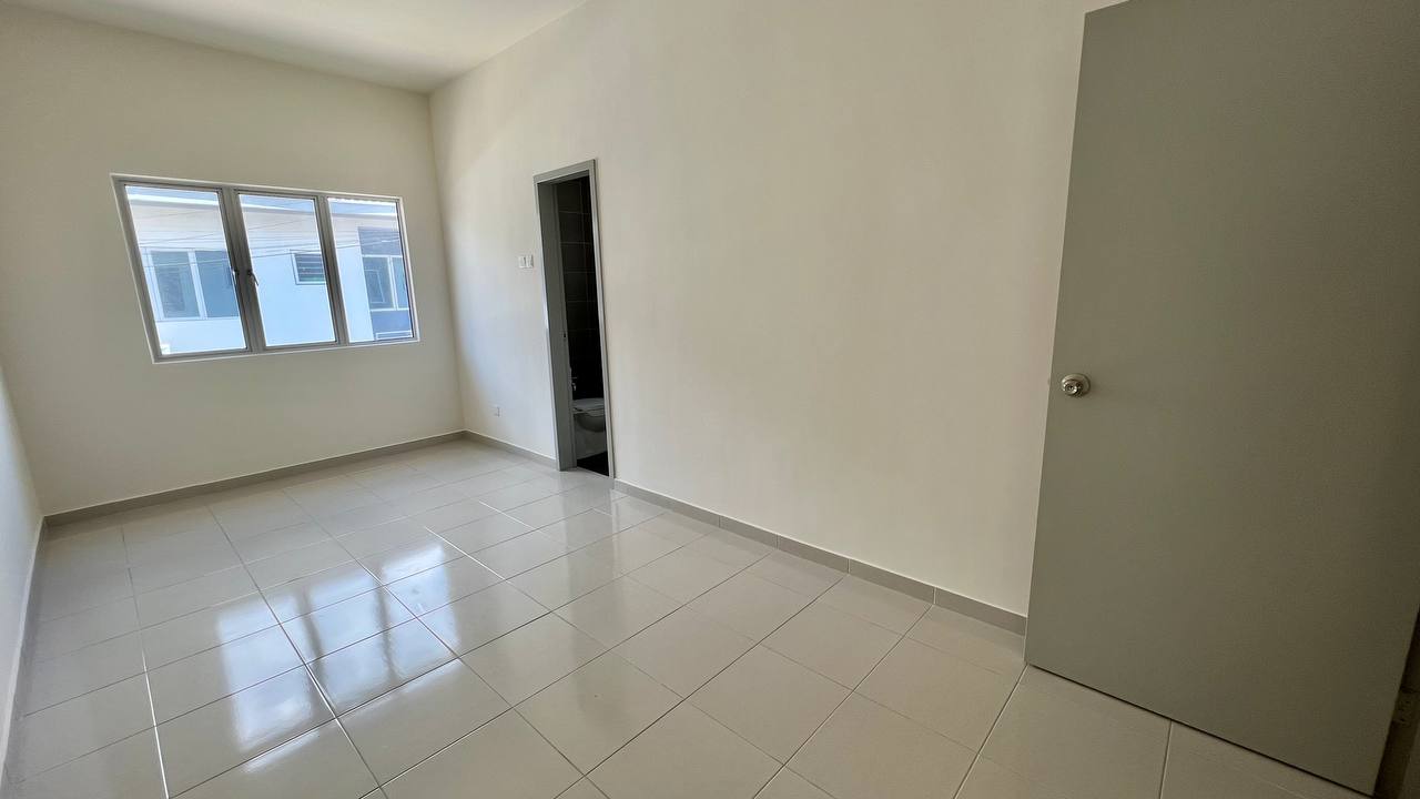2 Storey Terrace Greenwoods Keranji 2, Salak Perda - photo 8