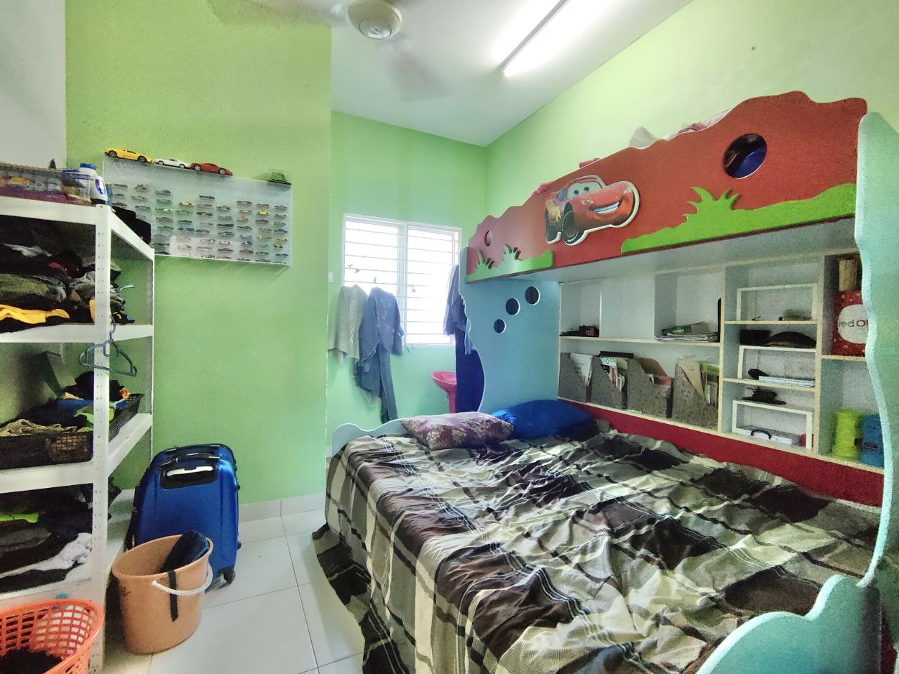 Renovated 2 Storey Taman Pelangi Semenyih 2 - photo 3