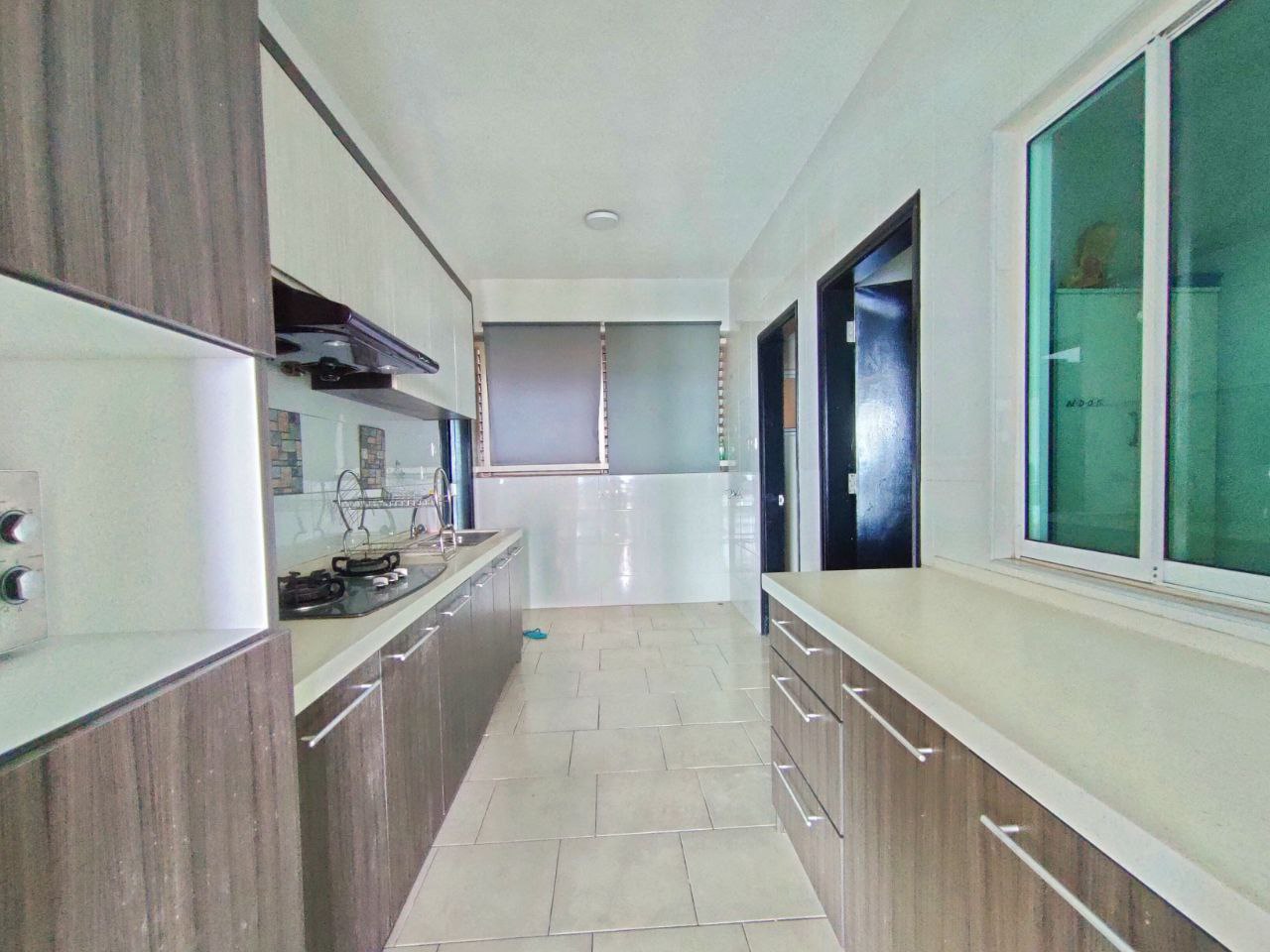 Corner Lot Armanee Terrace II, Duplex Condominium - photo 3