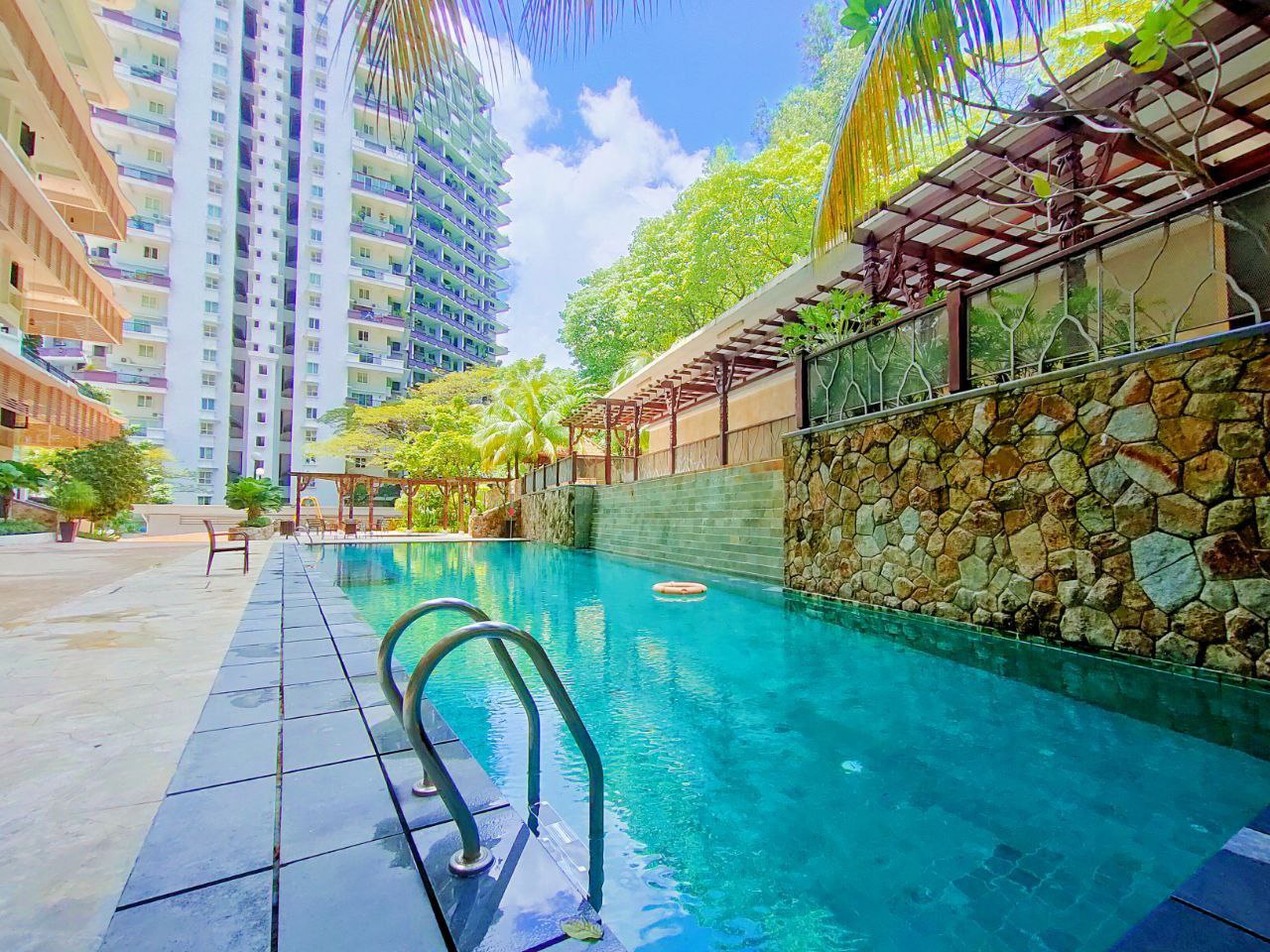 Corner Lot Armanee Terrace II, Duplex Condominium - photo 7