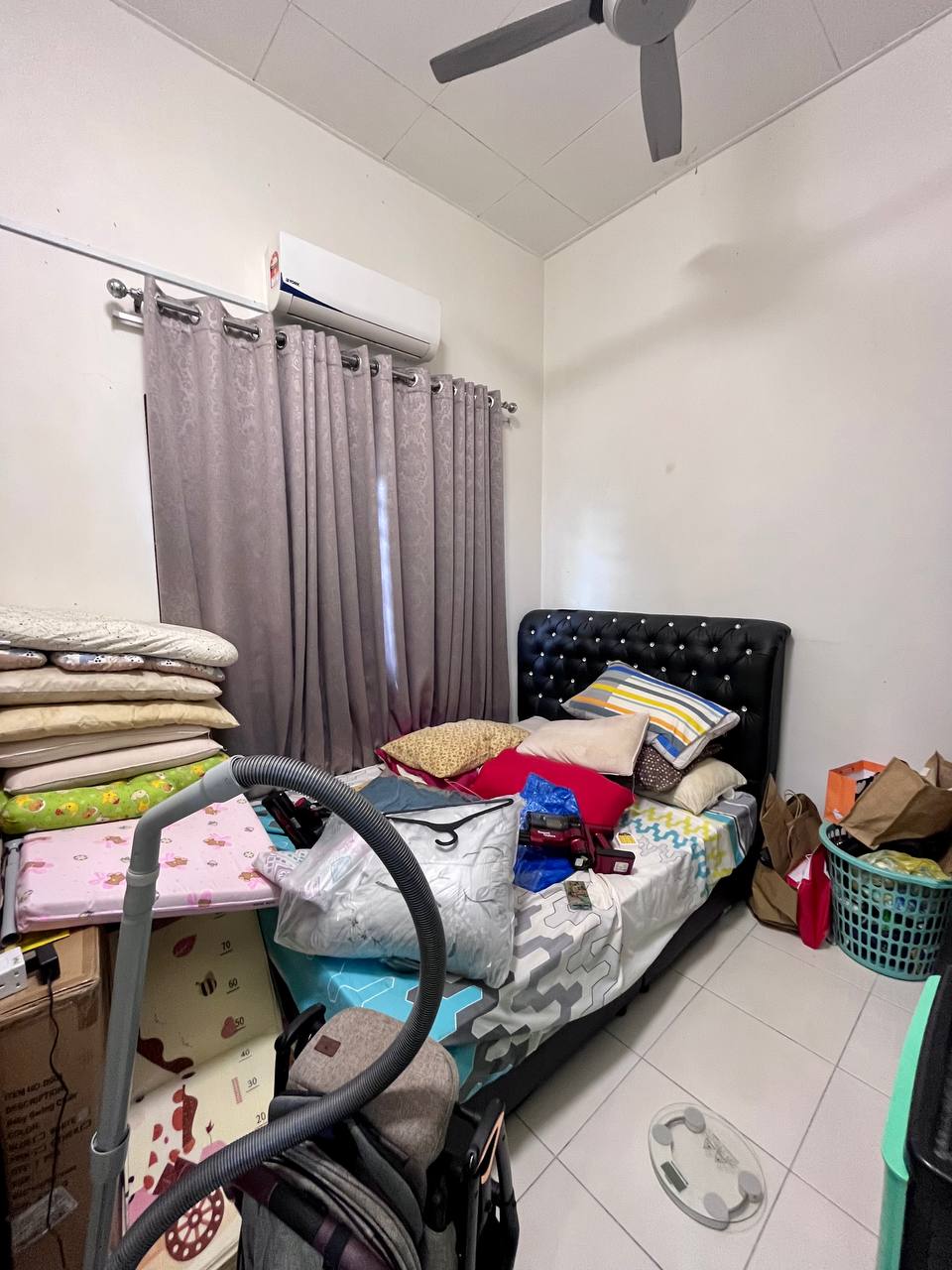 Single Storey Terrace Intermediate, Jalan Tanjung - photo 3