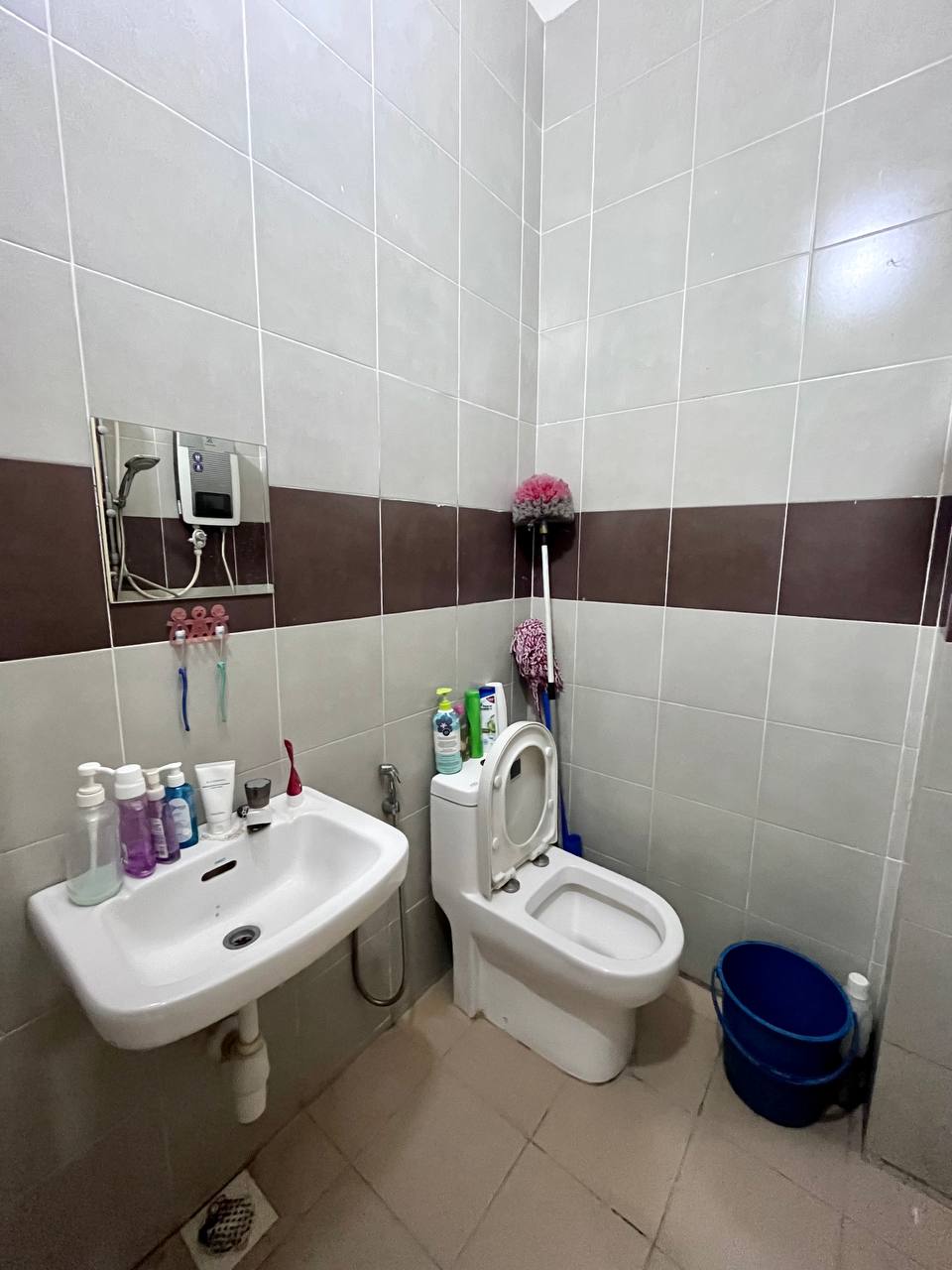 Single Storey Terrace Intermediate, Jalan Tanjung - photo 9