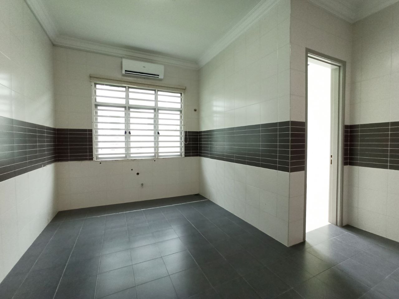 English Style 2 Storey Bungalow Villa Safira, Kaja - photo 4