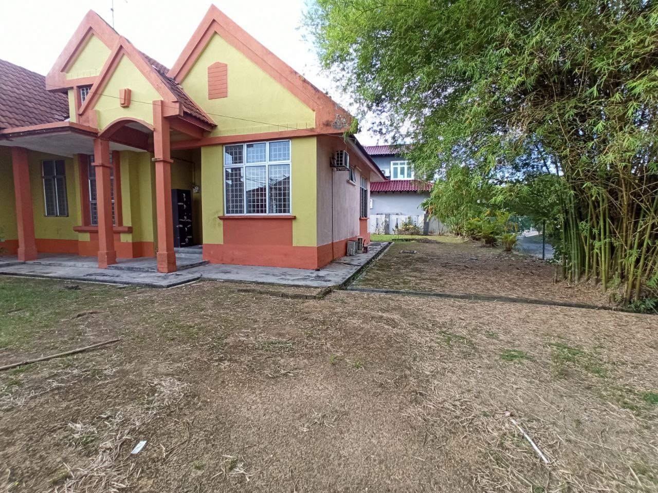 Corner Lot Single Storey Bungalow Desa Pinggiran P - photo 5