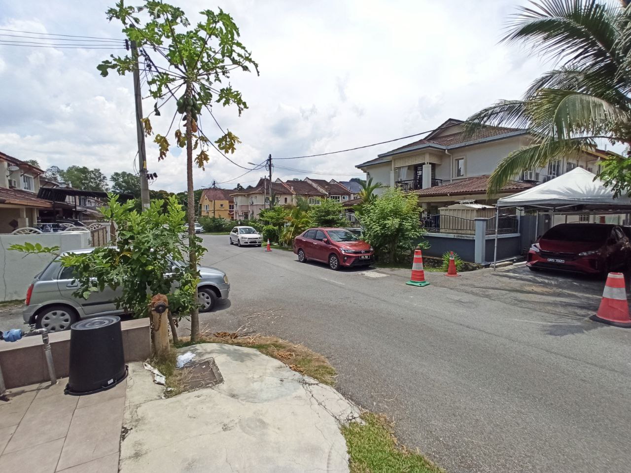End Lot 2 Storey Superlink Taman Prima Saujana - photo 3