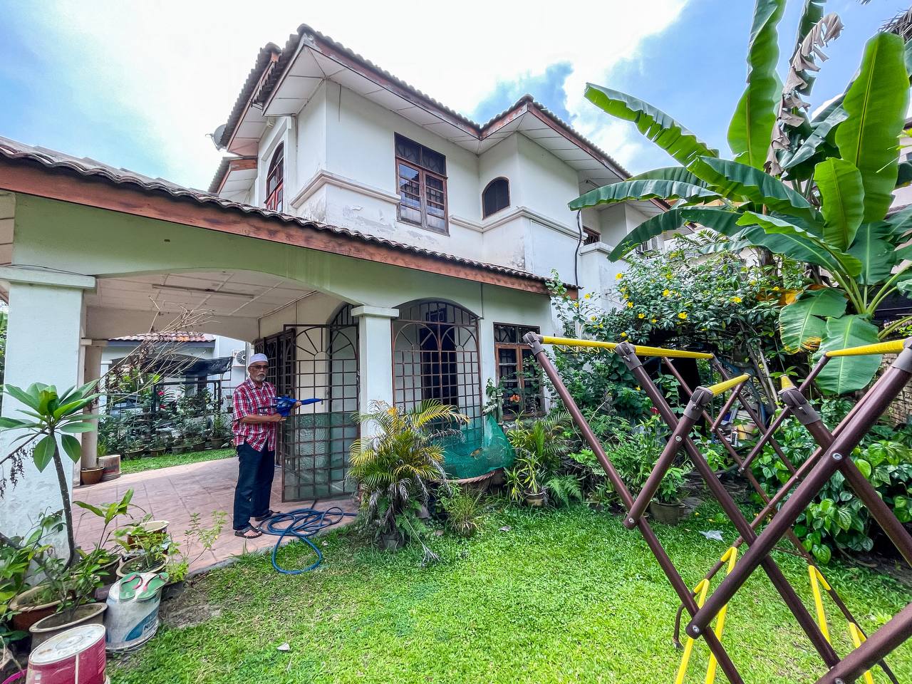 Facing Open 2 Storey Semi D Bandar Tun Hussein Onn - photo 13