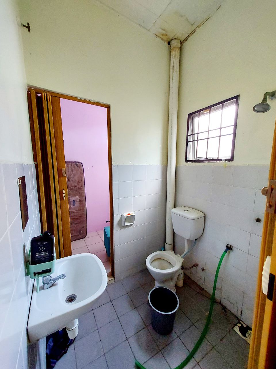 Low Booking 2 Storey Terrace Warisan Megah, Sepang - photo 5