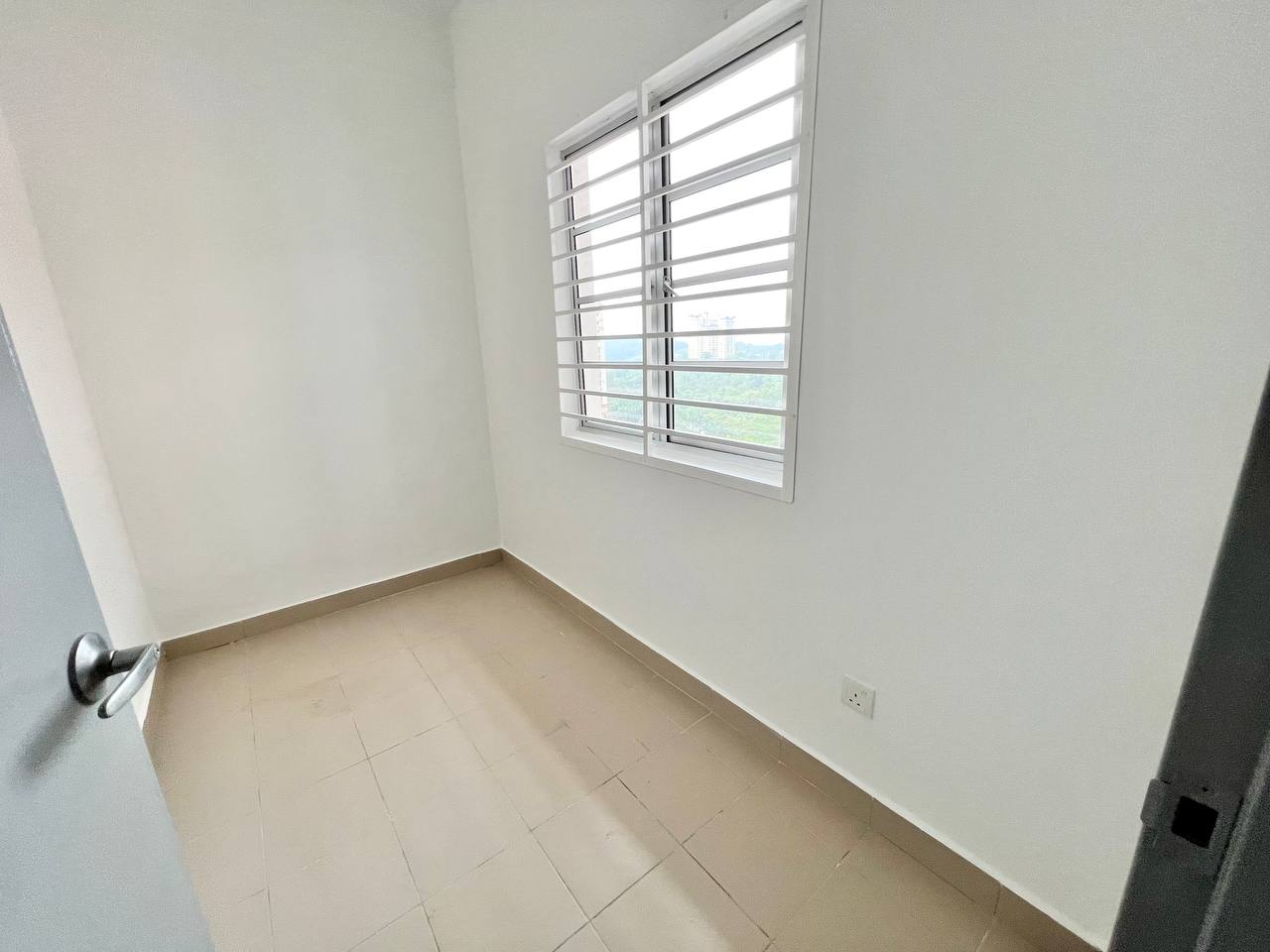 Size Besar Saujana Aster Condominium Presint 11 Pu - photo 8