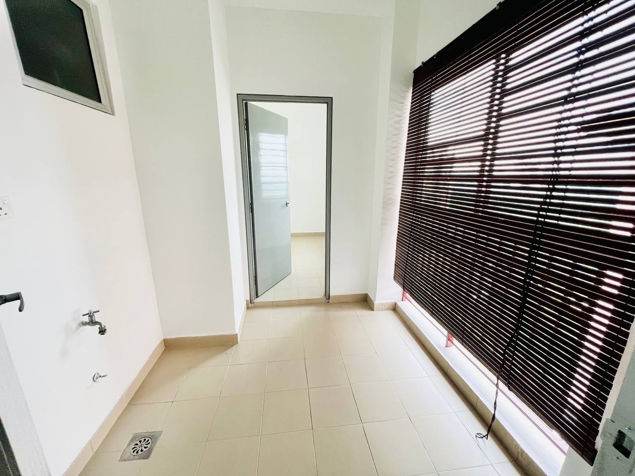 Size Besar Saujana Aster Condominium Presint 11 Pu - photo 10