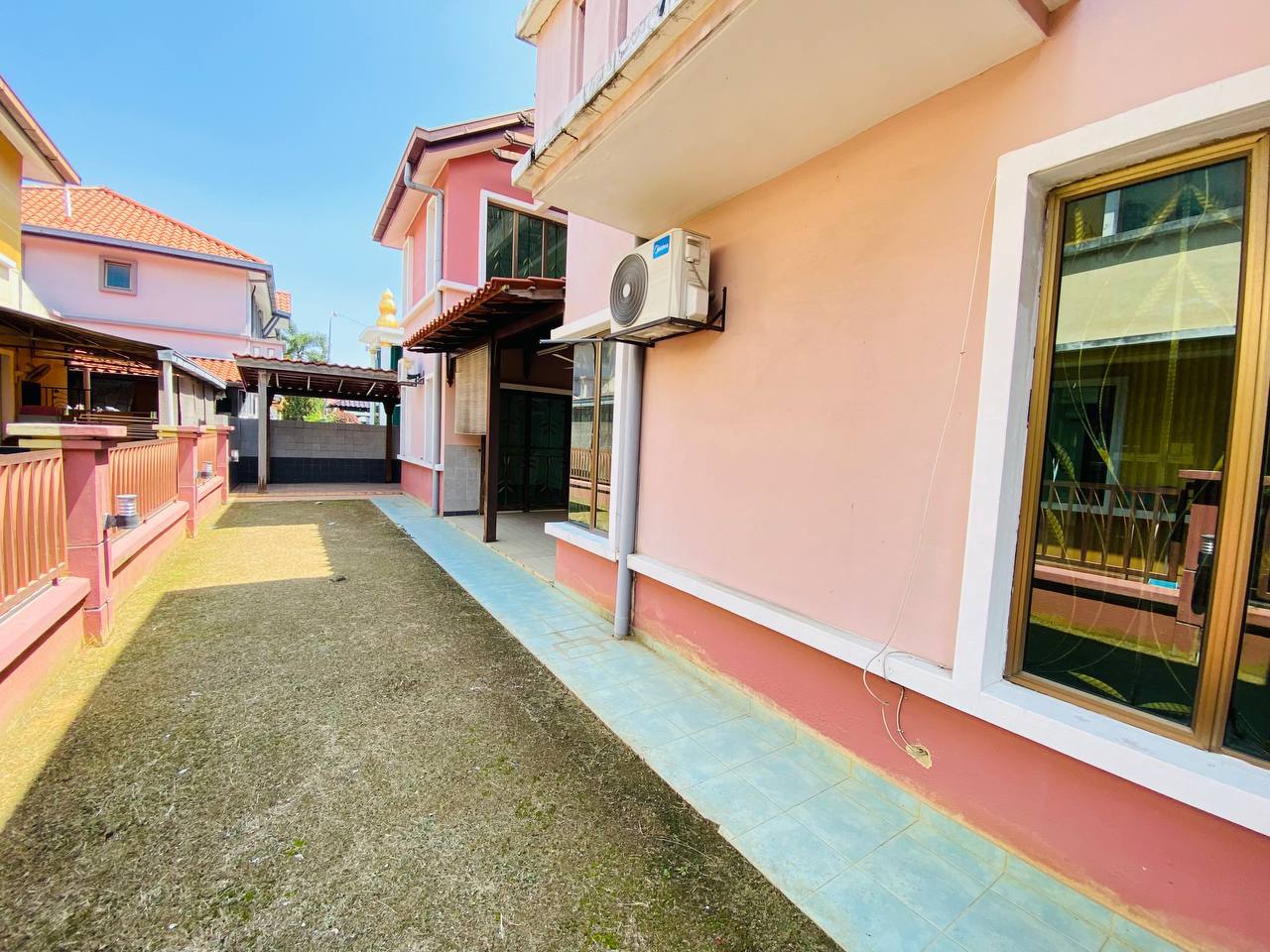 2 Storey Bungalow Aman Perdana Klang - photo 5