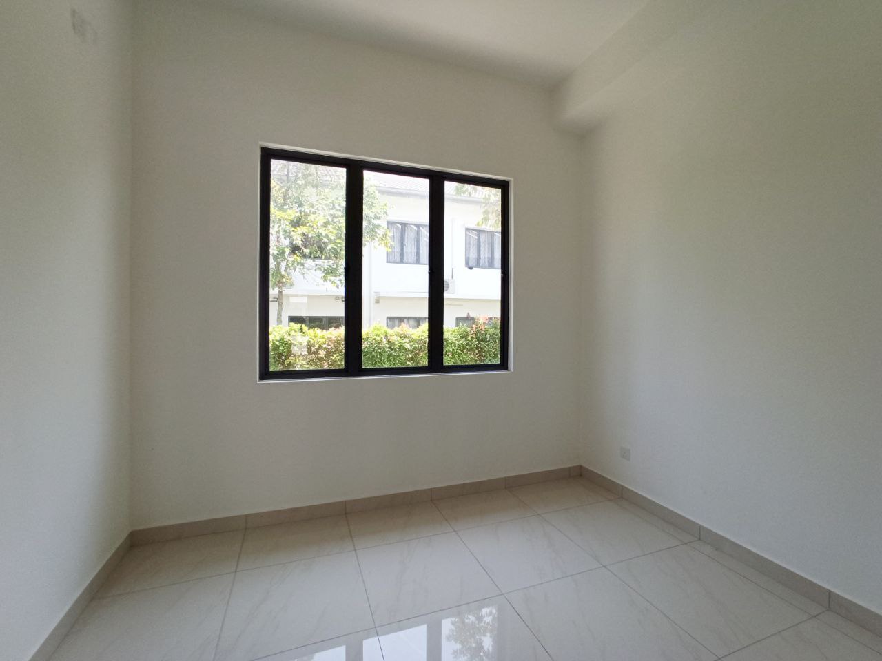 Corner Lot 2 Storey Terrace Diamond Residence - photo 5