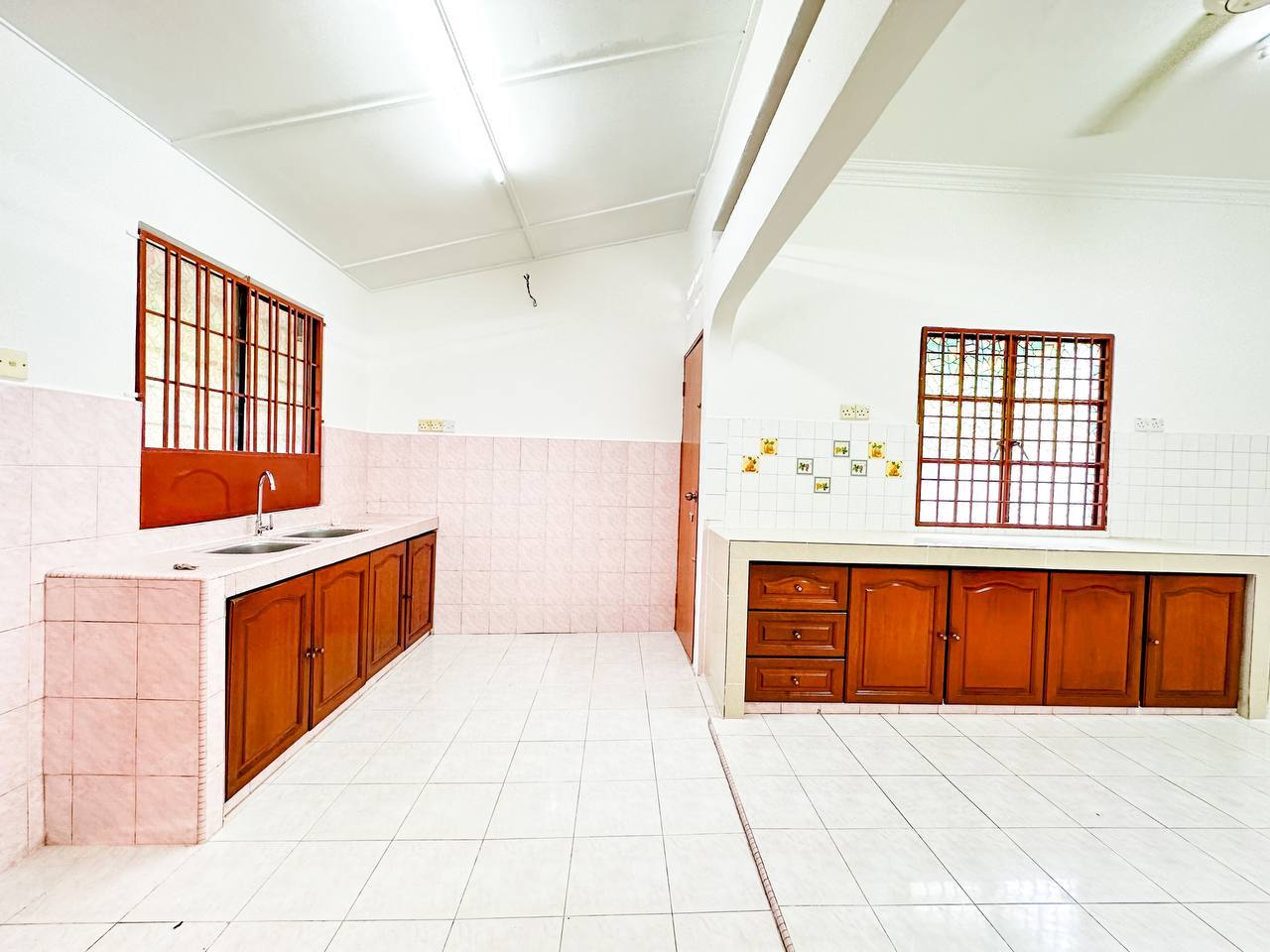 Single Storey Terrace Taman Berjaya Kajang - photo 4