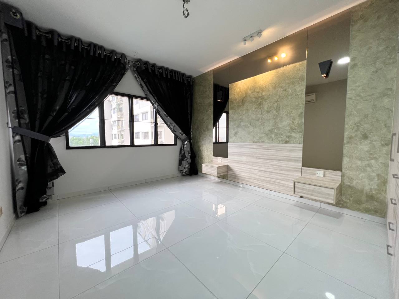 Fully Renovated Kristal Villa Condominium Kajang - photo 12