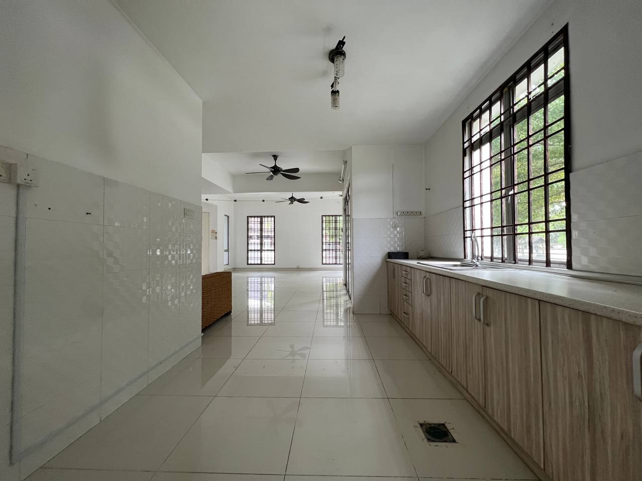 Corner Lot 2 Storey Semi D Saujana Villa Kajang - photo 6