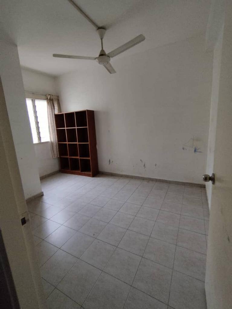 Renovated 2 Storey Terrace Taman Sutera Kajang - photo 9
