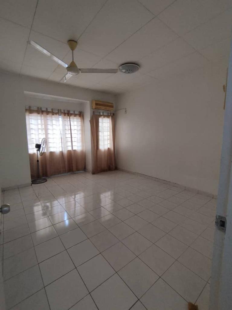 Renovated 2 Storey Terrace Taman Sutera Kajang - photo 12