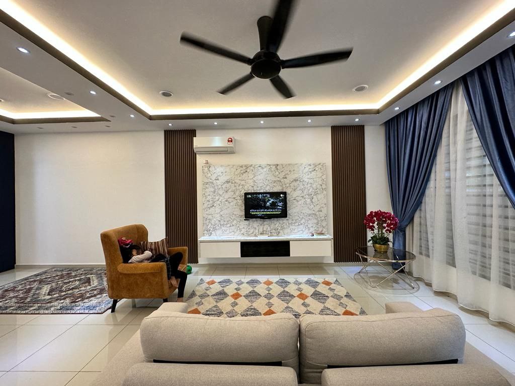 Facing Open 2 Storey Terrace Tiara Sendayan - photo 2