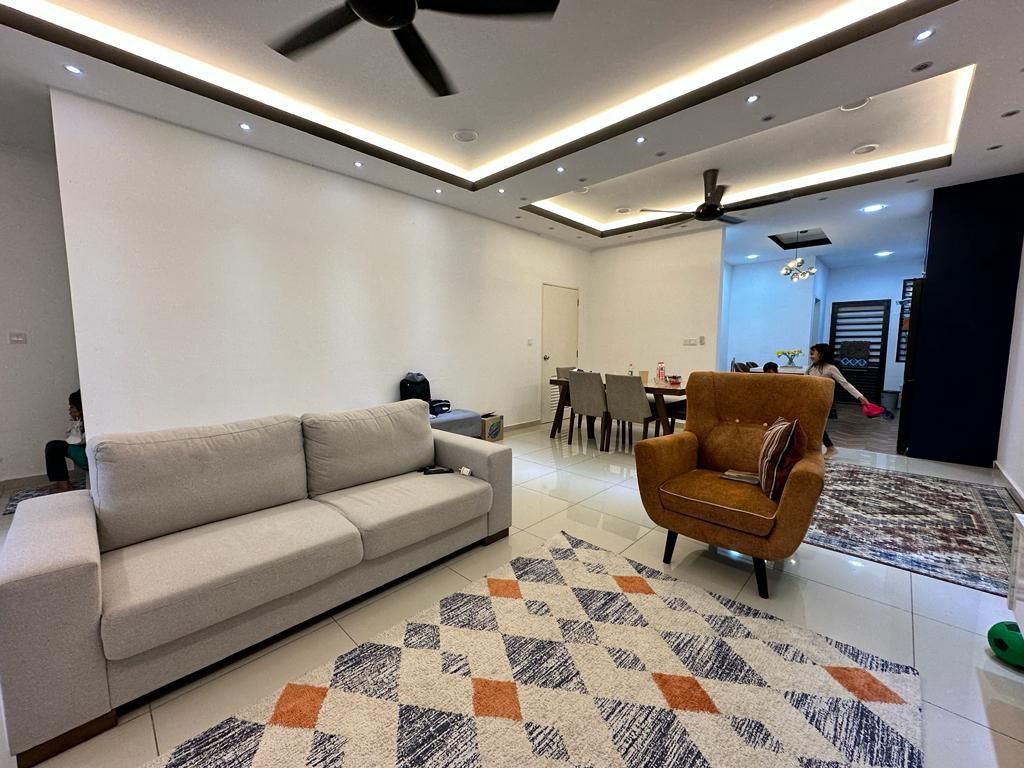 Facing Open 2 Storey Terrace Tiara Sendayan - photo 4