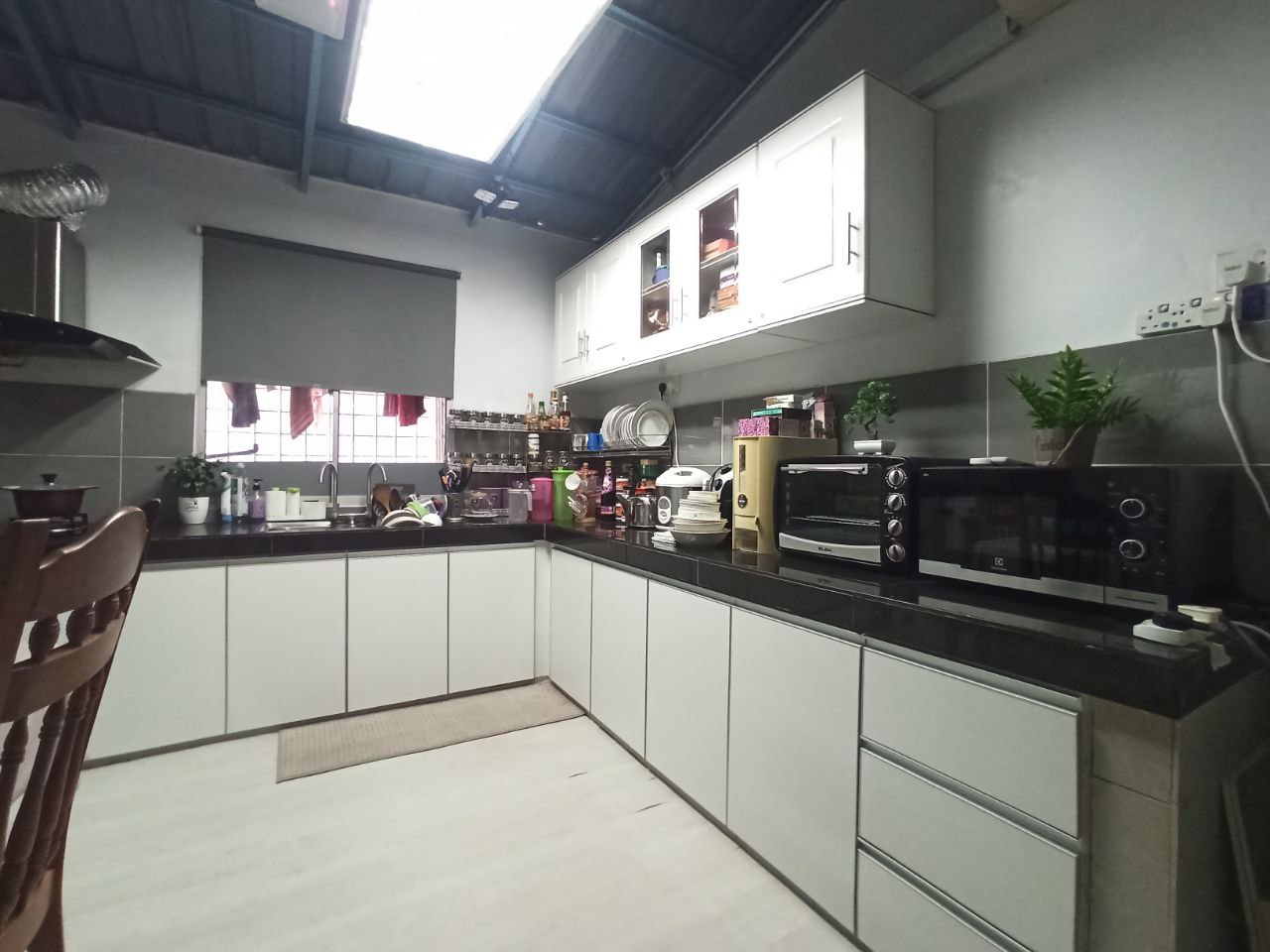 Facing Open 2 Storey Terrace Damai Bakti, - photo 9