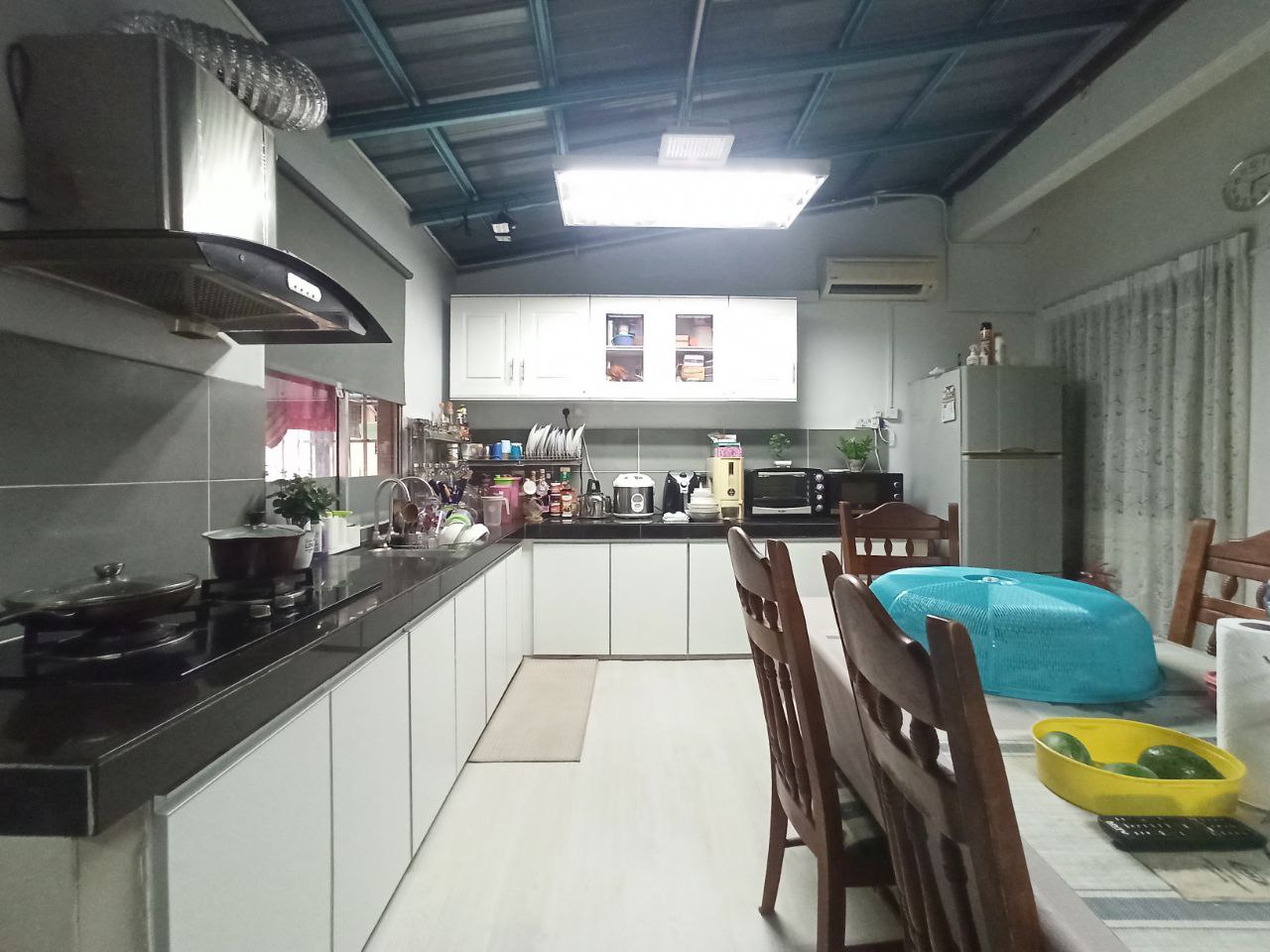 Facing Open 2 Storey Terrace Damai Bakti, - photo 11