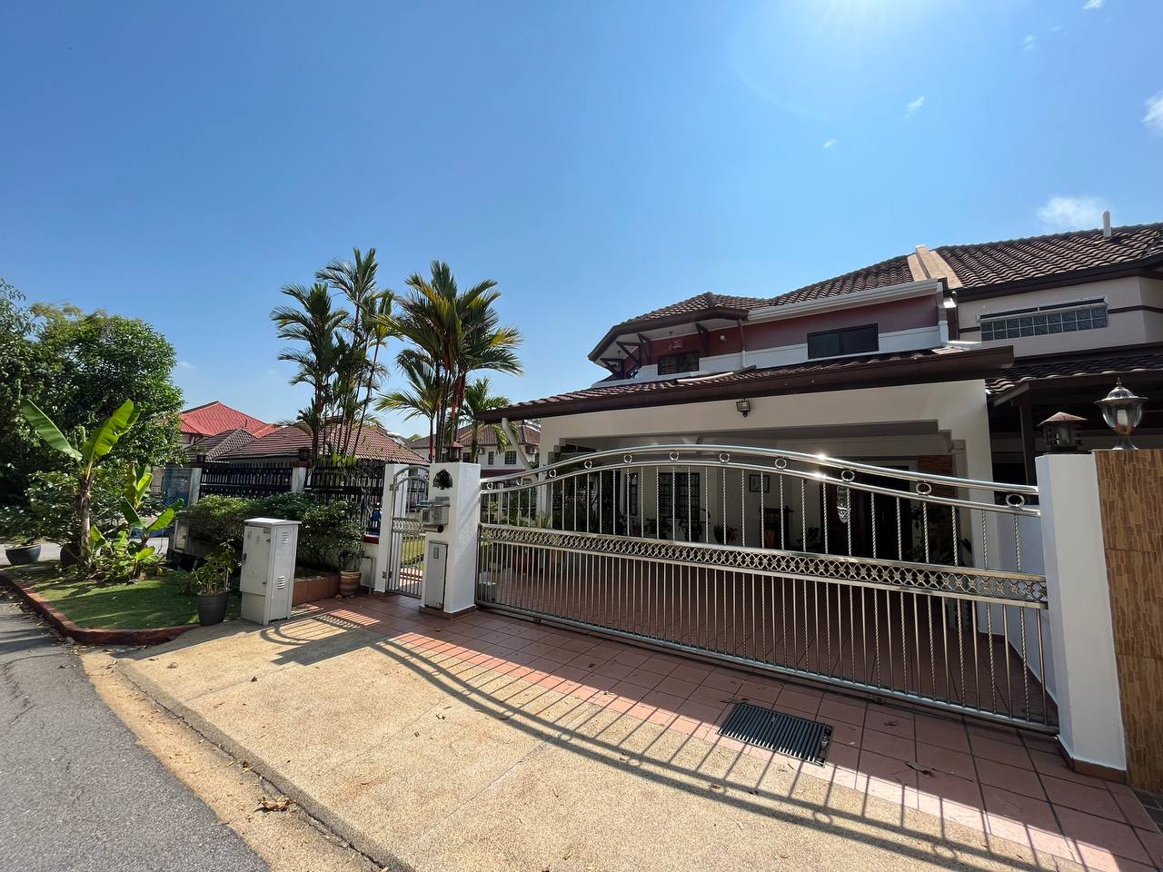 End Lot 2 Storey Semi D Bandar Kinrara Puchong - photo 2