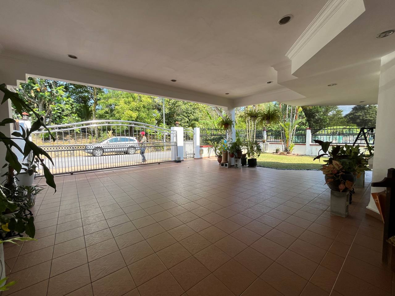 End Lot 2 Storey Semi D Bandar Kinrara Puchong - photo 4