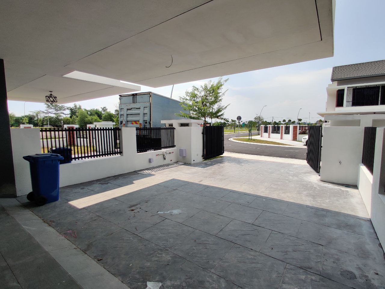 Spacious 2 Storey Terrace Elmina Greeen 3, Elmina - photo 3