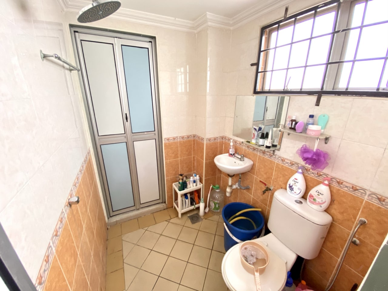 Renovated 2 Storey Terrace Taman Kinrara 4 - photo 13