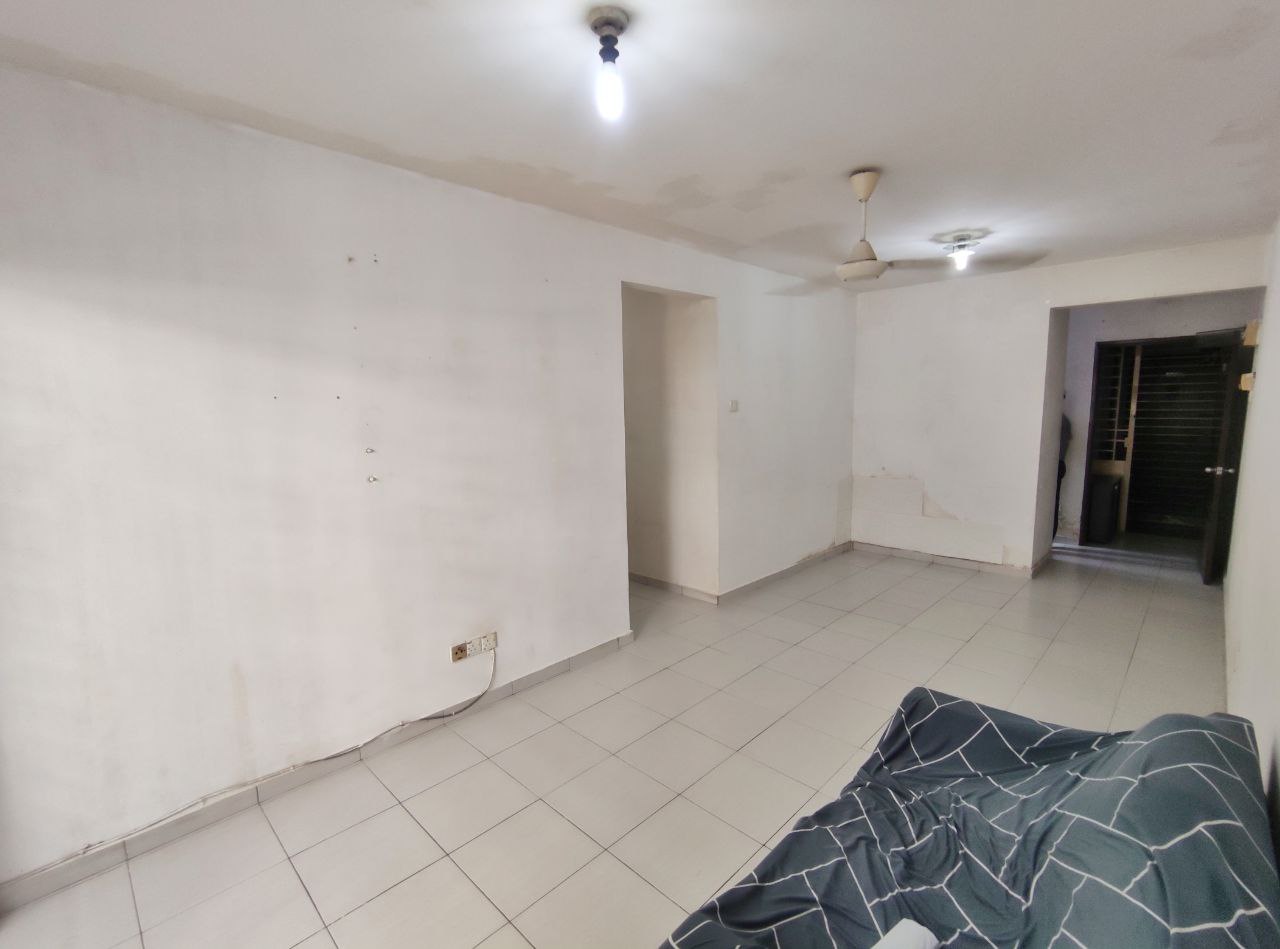 Mandarina Court Cheras - photo 3