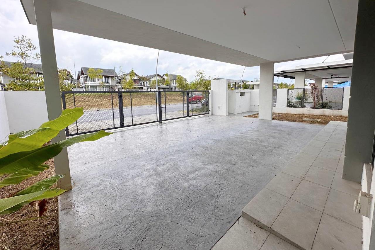 Reesia Elmina Garden Semi D - photo 3