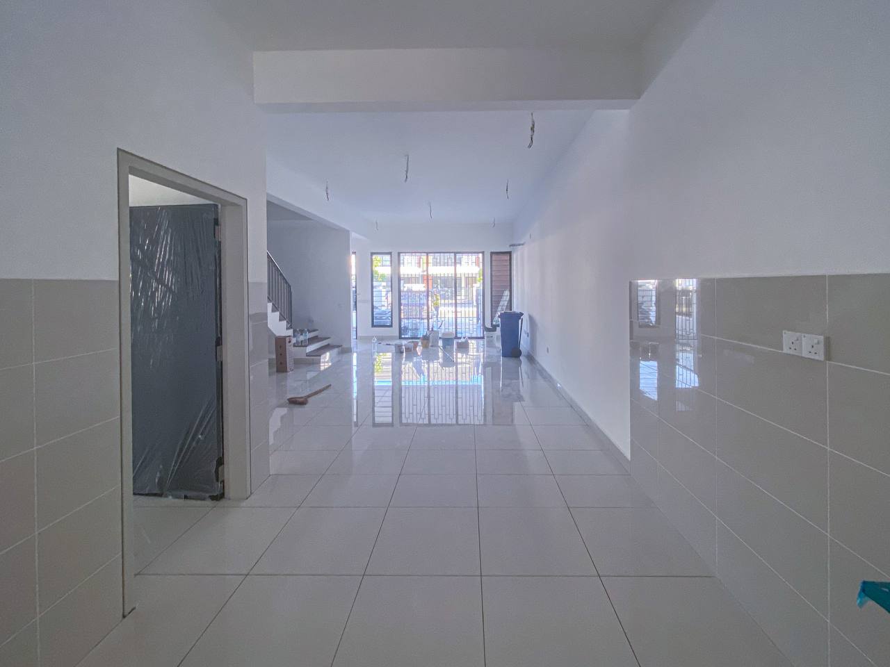 Elmina Green 3 - photo 8
