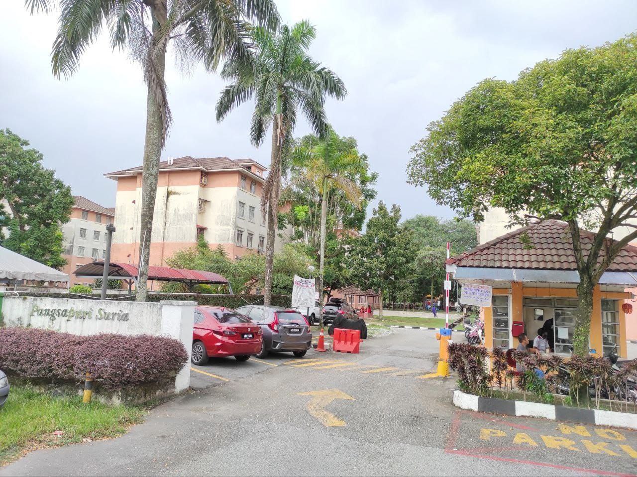 Pangsapuri Suria Taman Kinrara Puchong - photo 11