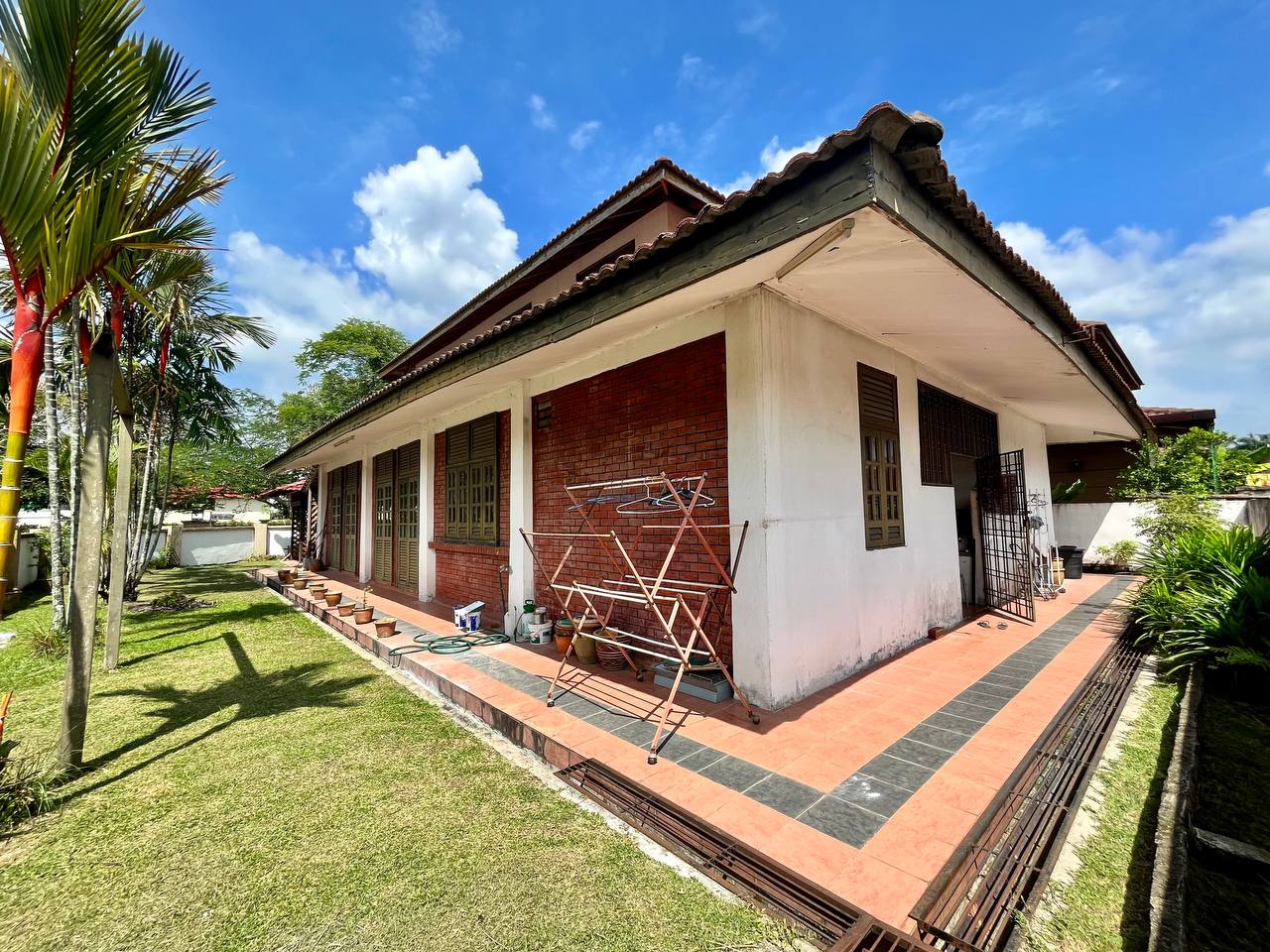 Laman Kemboja Corner - photo 3
