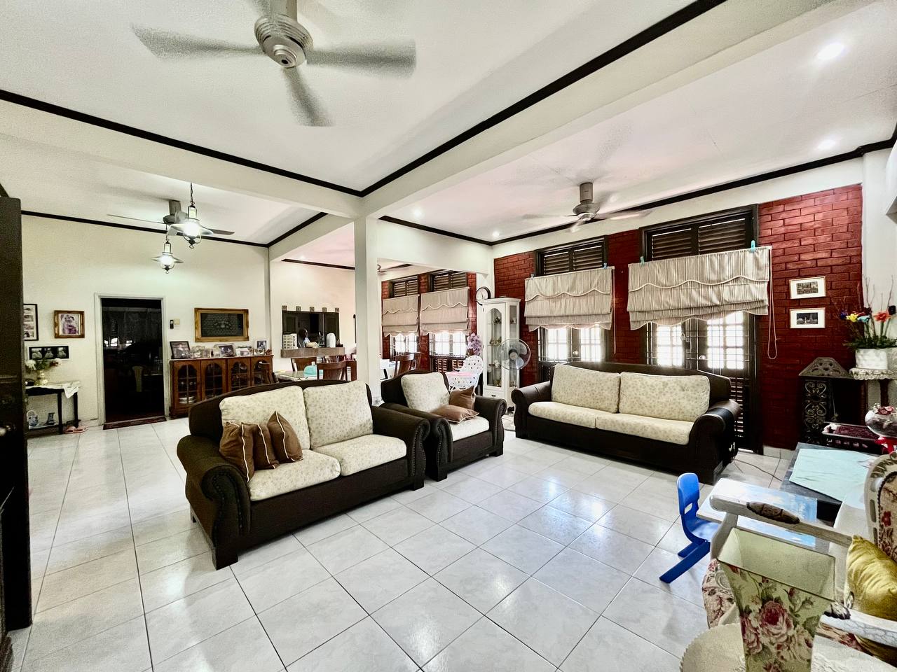 Laman Kemboja Corner - photo 11