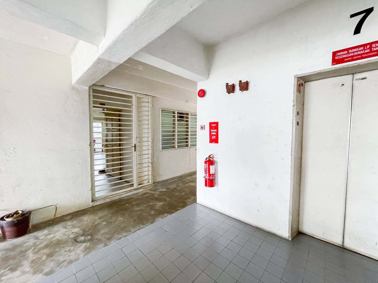 Petaling Indah Condominium - photo 13
