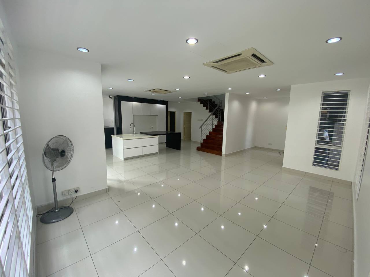 2 Storey Saujana Villa Kajang - photo 4