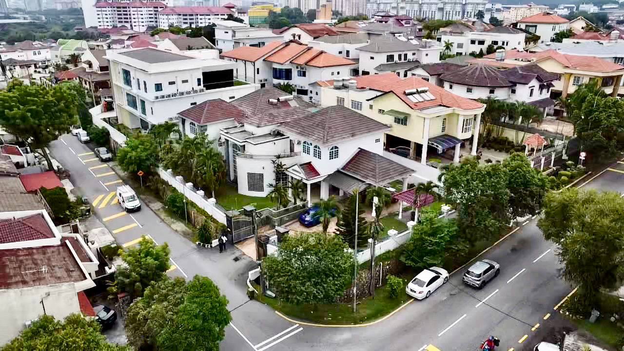 Bungalow Taman Midah Cheras - photo 4