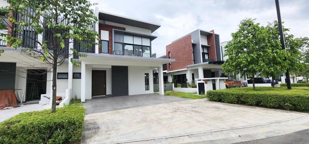 Lucent Residence - photo 2
