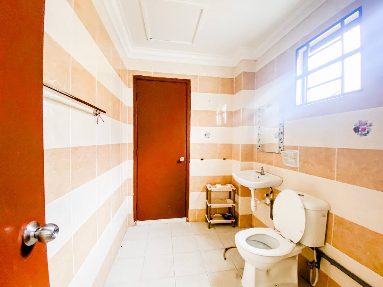SENTOSA VILLA KAJANG - photo 12