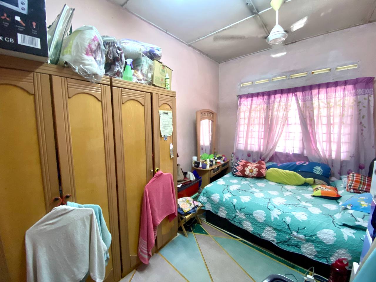 Taman Puchong Intan - photo 9