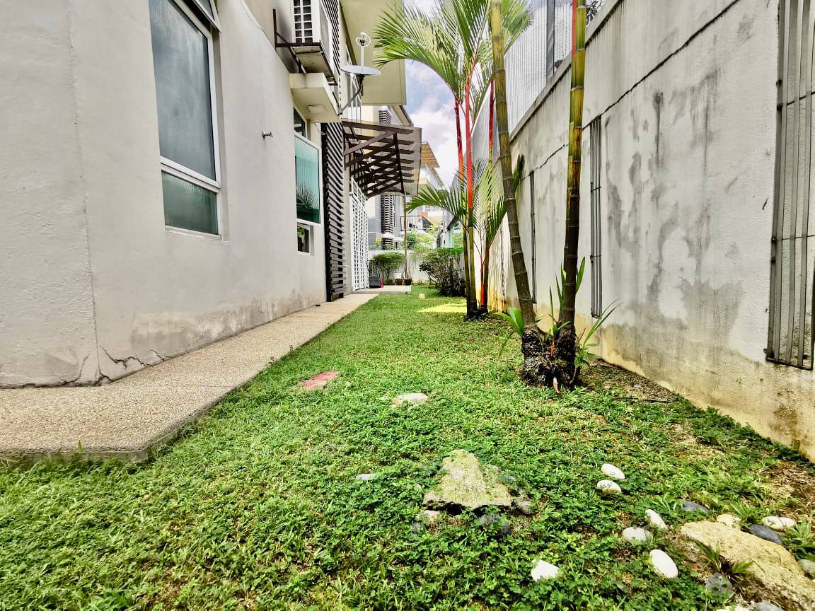 Avenue 6 Bandar Tun Hussein Onn - photo 3